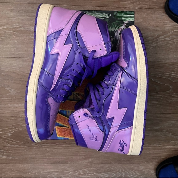 Size 12 Runtz Kool Kiy slightly worn - Picture 4 of 6